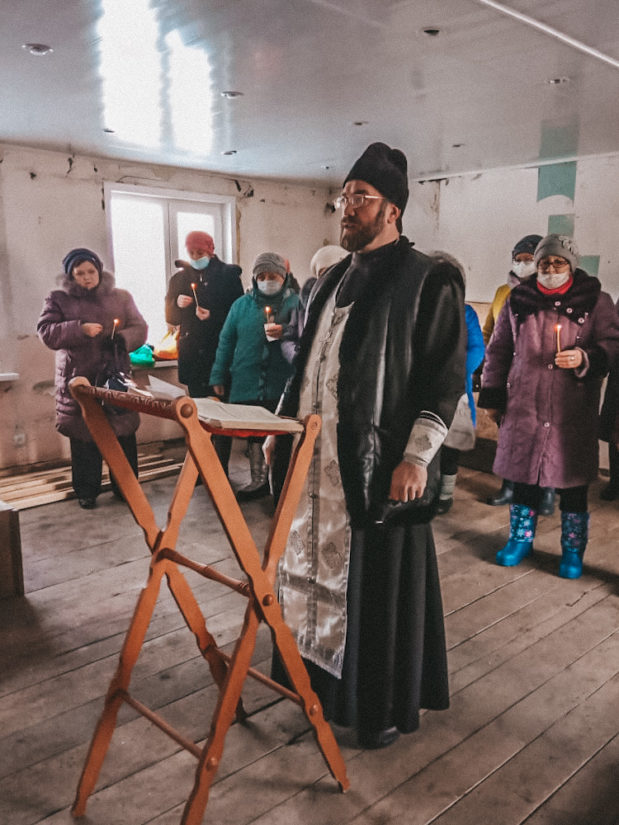 Иерей Сергий Белых совершил чин Великого освящения воды